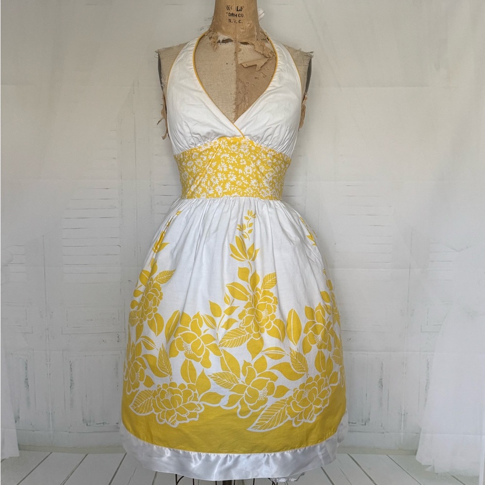 Y2K Yellow & White Floral Halter Midi Dress